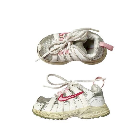 Nike Advantage Lace Up Sneakers Size 5 - Picture 1 of 11